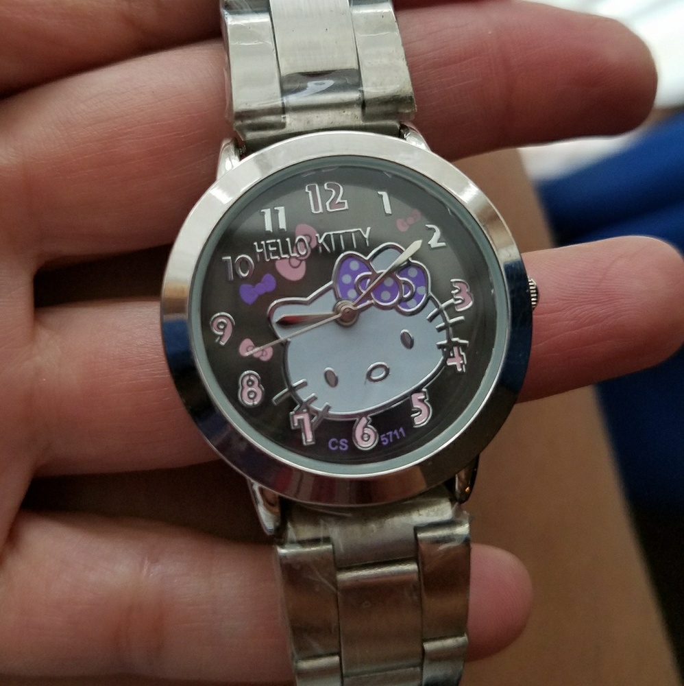 Hello kitty bundle.💜